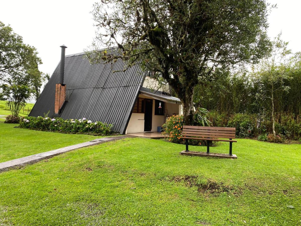 Villa Calas Vara Blanca  Eksteriør bilde